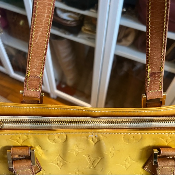 Louis Vuitton Yellow Vernis Houston Bag- Straps Replaced - Picture 6 of 10